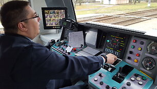 Traukinio ma&scaron;inisto kabinoje