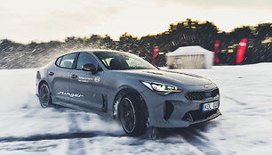 &bdquo;KIA ProCeed&ldquo; testai Nidoje ir &bdquo;KIA Stinger&ldquo; i&scaron;&scaron;ūkis