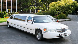 Limuzinas „Lincoln Town Car“