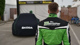 Rokas Baciu&scaron;ka Abu Dabyje debiutuos Pasaulio Ralio-kroso čempionate su komanda &bdquo;ESmotorsport-LabasGas&ldquo;