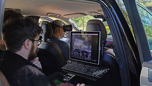&bdquo;Volvo Cars&ldquo; pristatė pirmąją pasaulyje mi&scaron;riosios realybės automobilių kūrimo programą