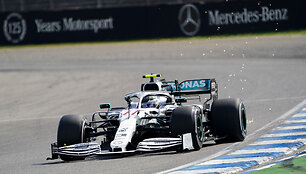 &bdquo;Mercedes&ldquo; komandos bolidų specialus dažymas F1 Vokietijos GP