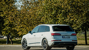 Atnaujintas &bdquo;Audi Q7&ldquo;