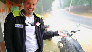 Karolis Mieliauskas spalvotoje Indijoje, Bangalūre