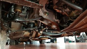 Už 150 tūkst. Eur parduodamas antikvarinis Mercedes &ndash; Benz 560 SEL 