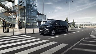 &bdquo;Peugeot&ldquo; pristatė elektrinį autobusiuką