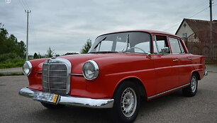 Mercedes-Benz-190 