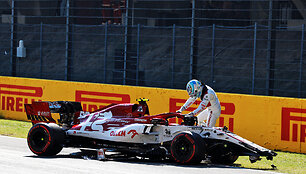 Antonio Giovinazzi avarija Mugello trasoje