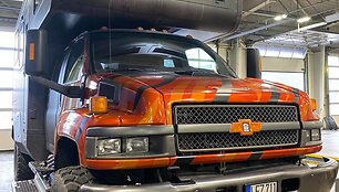 Komandos KREDA kemperis ruo&scaron;iamas kelionei