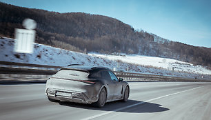 Porsche Taycan  Cross Turismo bandymai prieš premjerą