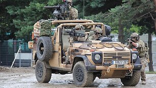 Panhard VPS &ndash; tas pats Peugeot P4, tik &scaron;iek tiek jaunesnis ir modernesnis. (Domenjod, Wikimedia (CC BY-SA 4.0)