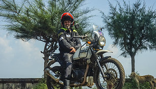 Karolis Mieliauskas ir „Royal Enfield“