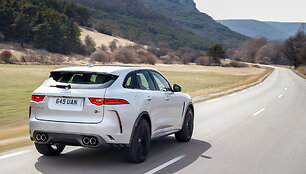Jaguar F-Pace SVR