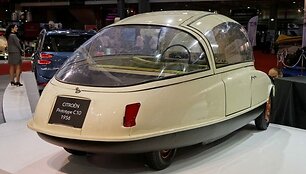 Dideli stiklai ir tarsi rankomis nugludintos formos buvo C10 dizaino grožis. (Thesupermat, Wikimedia(CC BY-SA 3.0)