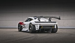 Koncepcinis „Porsche Mission R“