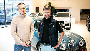 Karolis Rai&scaron;ys ir Ovidijus Meilūnas startuos istoriniame Monte Karlo ralyje automobiliu &bdquo;Jaguar&ldquo; MKII