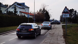 Panaikinti saugumo kalneliai Salotės gatvėje Vilniuje