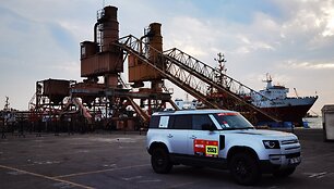 Dakaro automobilių atsiėmimas Džidos uoste 