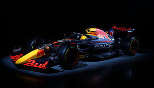 Red Bull pristatė 2022 m. Formulės 1 automobilį