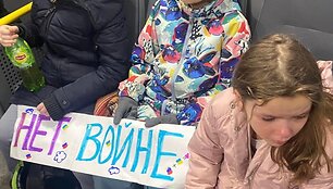 Maskviečių vaikai, uždaryti are&scaron;tinėje už protestą prie&scaron; karą Ukrainoje