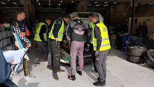 NOKER automobilis po avarijos Spa Francorchamps