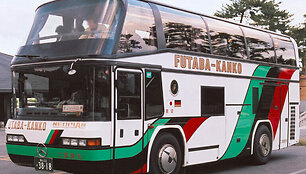 Neoplan taip trumpino ir kitus autobusus &ndash; &scaron;io apatiniame auk&scaron;te keleiviai nesodinami. (spaceaero2, Wikimedia(CC BY-SA 3.0)