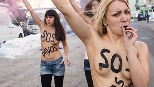 „Femen“ aktyvisčių protestas Davose