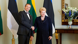 Lietuvos Respublikos Prezidentės Dalios Grybauskaitės kvietimu su valstybiniu vizitu Lietuvoje lankėsi Estijos Prezidentas Toomas Hendrikas Ilvesas su žmona Evelin Ilves.