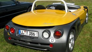 930 kg – Renault Sport Spider sveria mažiau nei Alpine A110 ar Mazda MX-5. (MartinHansV, Wikimedia (CC BY 3.0)