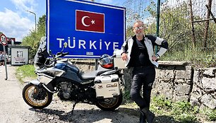 K. Mieliauskas motociklu nuvažiavo 2200 kilometrų per Turkiją ir pasiekė Irako sieną