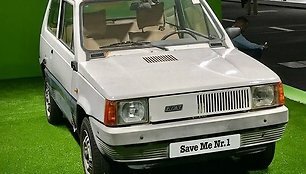 Pigus, bet svarbus – pirmos kartos Fiat Panda. (Ank Kumar, Wikimedia (CC BY-SA 4.0)