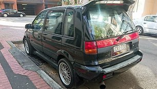 Mitsubishi RVR Hyper Sports Gear-R gale yra spoileris. (FotoSleuth, Wikimedia(CC BY 2.0)