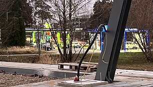 Naujos nemokamo elektromobilių įkrovimo stotelės Vilniuje, Molėtų pl.