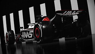 F1 komanda &bdquo;MoneyGram Haas&ldquo; pirmoji pristatė 2023 m. automobilio VF-23 dizainą