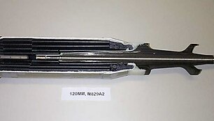 Amerikieti&scaron;ko APFSDS sviedinio pjūvis. (US Army, Wikimedia (CC BY 2.0)