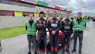 Mugello 12h lenktynių startas