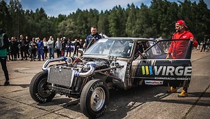 „Drago“ čempionatas Kazlų Rūdos kariniame aerodrome: kaip iš 2 litrų išspausti 1165 AG