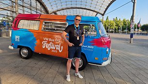 V.Milius elektriniu ID.Buzz keliavo į „Volkswagen“ mikroautobusų festivalį