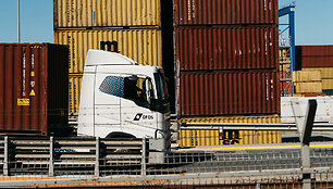 DFDS Klaipėdos regione pradėjo naudoti elektrinius vilkikus