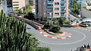 Fairmont posūkis Monako Grand Prix trasoje. Ai&scaron;ku, nufotografuotas ne lenktynių metu. (Alexander Migl, Wikimedia(CC BY-SA 4.0)