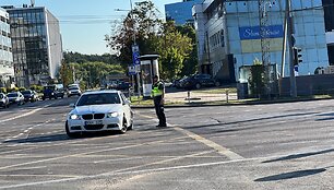 Eismas Vilniuje liepos 12 d.: vienur spūstys, kitur &ndash; tu&scaron;čios gatvės