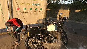 Aldonos Juozaitytės kelionė motociklu