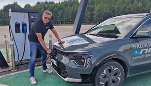 Rekordinis Vitoldo Miliaus ir Dainiaus Jako važiavimas Kia Niro