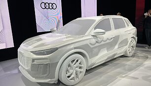 Audi Q6 e-tron prototipas Miuncheno automobilių parodoje