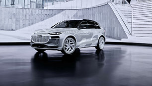 Audi Q6 e-tron prototipas Miuncheno automobilių parodoje