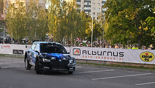 &bdquo;Alburnus Rally Elektrėnai&ldquo; nebaigė trečdalis dalyvių, nugalėjo Vaidotas Žala