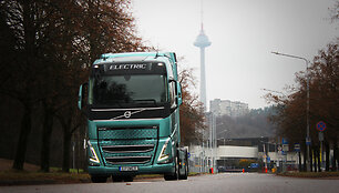  &bdquo;Volvo FH Electric&ldquo; i&scaron;rinktas &bdquo;Tarptautiniu metų sunkvežimiu 2024&ldquo;