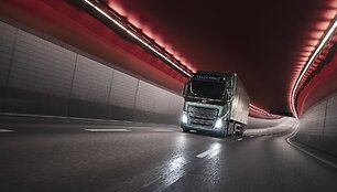  &bdquo;Volvo FH Electric&ldquo; i&scaron;rinktas &bdquo;Tarptautiniu metų sunkvežimiu 2024&ldquo;