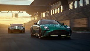 Aston Martin „Vantage GT3“ ir „Vantage“