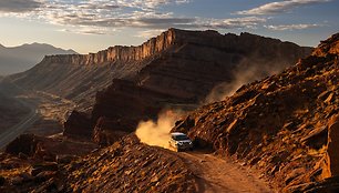 Land Rover „Defender OCTA“